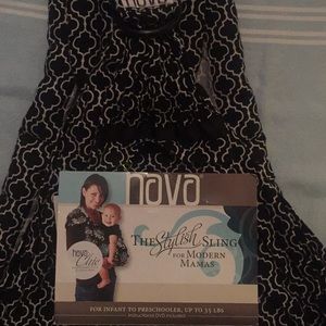 Hava sling black and white design